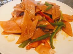 酸萝卜牛肉-日上三甘(三里屯店)