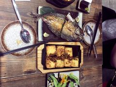 -花食间餐吧(远大购物中心群力店)