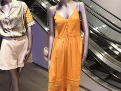 环境-URBAN REVIVO(深圳华润万象天地店)