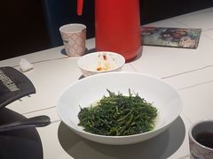 -阿瓦山寨·湘菜现炒·剁椒鱼头王(咸阳总店)