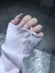 -UGIRL有个美甲