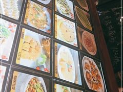 -宝燕海货工场(长江国际店)