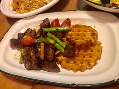 黑椒香蒜牛肉粒-MR.ROCKY洛奇先生RESTAURANT&BAR(宝安壹方城店)