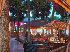 -二荆条·蜀鲜汇城市森林火锅