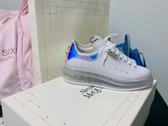 -Alexander McQueen(远洋太古里店)