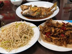 -洪沟崖张记炒鸡店(聚才路店)