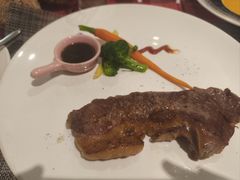 -又见马甲M8融合西餐厅(体育中心店)