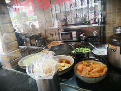 自助取餐区-西环肥仔螺蛳粉(总店)