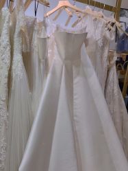 -LA GRACE高端婚纱礼服定制馆