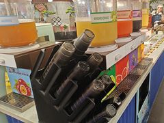 -四囍码头海鲜烧烤自助火锅(外滩南京东路悦荟广场店)