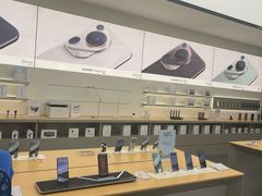 -华为授权体验店(中山公园来福士)