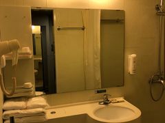 -锦江之星品尚(武汉协和医院取水楼地铁站店)