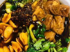 -南门金峰辣子鸡·玩串串(昌发展万科广场店)