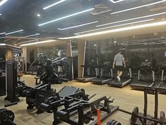 -威克健身游泳(万菱汇店)