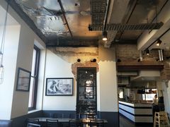 -Ribs & Burgers The Rocks