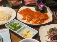 -小花花炭火烤肉·十五年延吉风味(左家庄店)