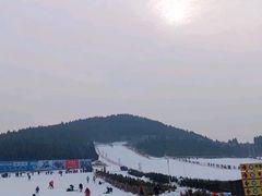 -青州驼山滑雪场