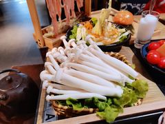 -湊湊火锅·茶憩(上海合生汇店)