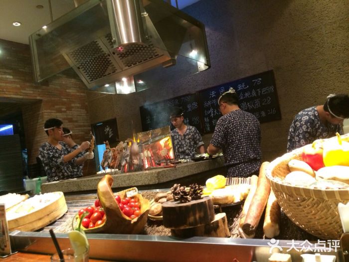 炉匠炉端烧·酒(国金中心商场店)炉匠炉端烧•酒(国金中心店)图片