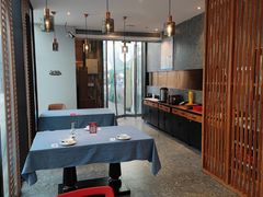 -卯火锅(人和协信店)