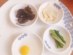 -桥香园云南过桥米线(红龙井店)