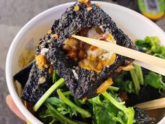 -黑色经典臭豆腐·湖南特产(步行街店)