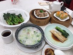 鸳鸯排骨拼凤爪-龙的酒楼·手工早茶·顺德菜(近良路店)