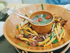 -牛喵喵铜锅牛肉馆