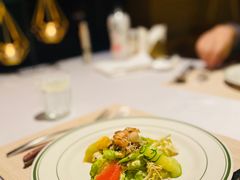 牛油果大虾藜麦沙拉-93Club·法餐厅