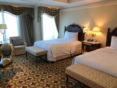 -广州富力丽思卡尔顿酒店