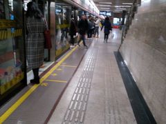 -常熟路(地铁站)