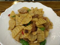 土豆片制造-豆蔻电影主题餐厅(四牌楼店)