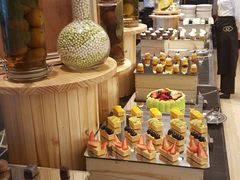 -圣丰索菲特·2 On 988 Café 自助餐厅