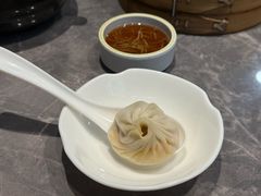 -莱莱小笼·乔艾