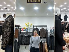 -肃宁华斯国际裘皮城