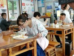大堂-张小文胡辣汤(龙柏新村店)