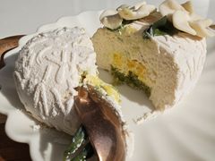 -VERIE BAKEHOUSE