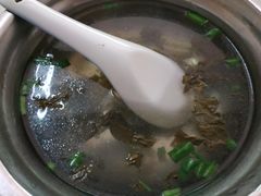 -灵山卢梅燕粉店