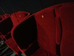 -新影联鸿泰影城