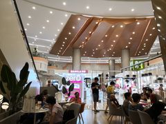 大堂-奈雪的茶(市百一店)