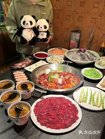就在深圳前海️这家火锅香到家啦~