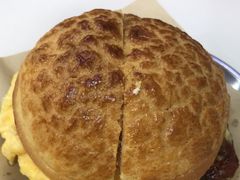 雞扒豬仔包-華歡冰室-WahFoon(吉大店)