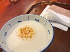 -RUXU入续糖水铺与包(卓悦中心店)