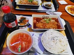 -鲲少爷烤鱼饭.螺蛳粉·清真(爱琴海店)