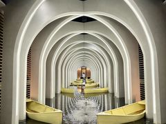 -涨巢·潮玩水疗局