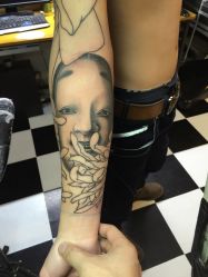 -Black Tattoo Studio