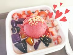 草莓芋圆仙草雪糕-圆碌碌甜品屋(二中店)