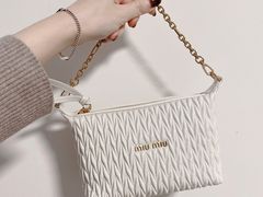 -MIU MIU(上海商城店)