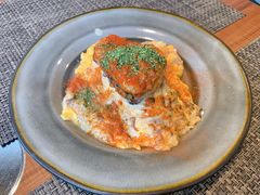辣奶油菌菇烤三文鱼蛋包饭-Hey!蛋包饭(中山店)