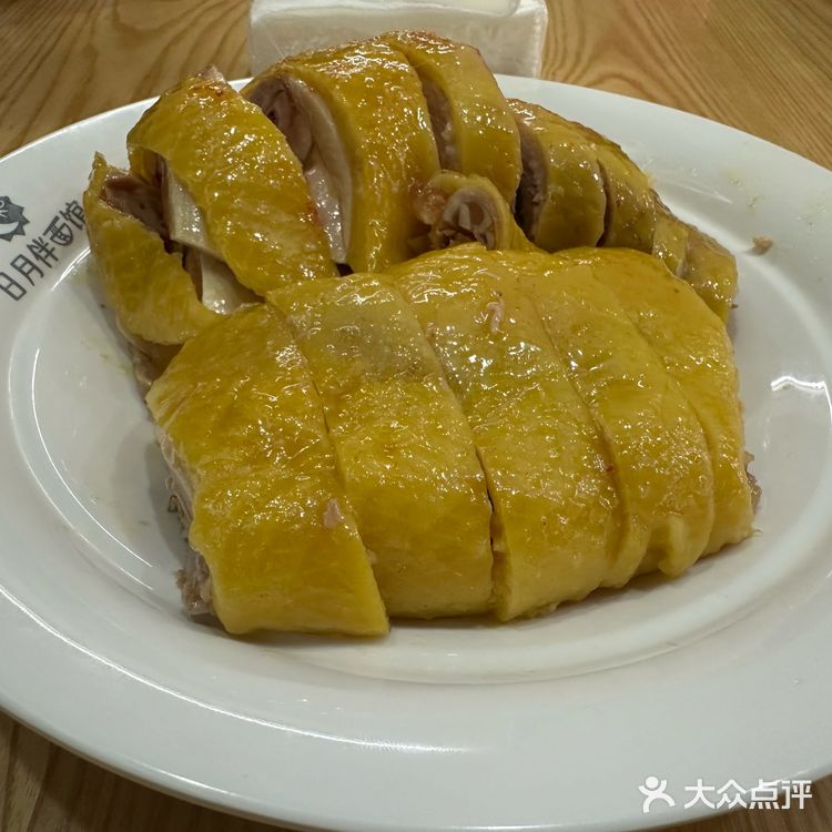 新场古镇日月伴